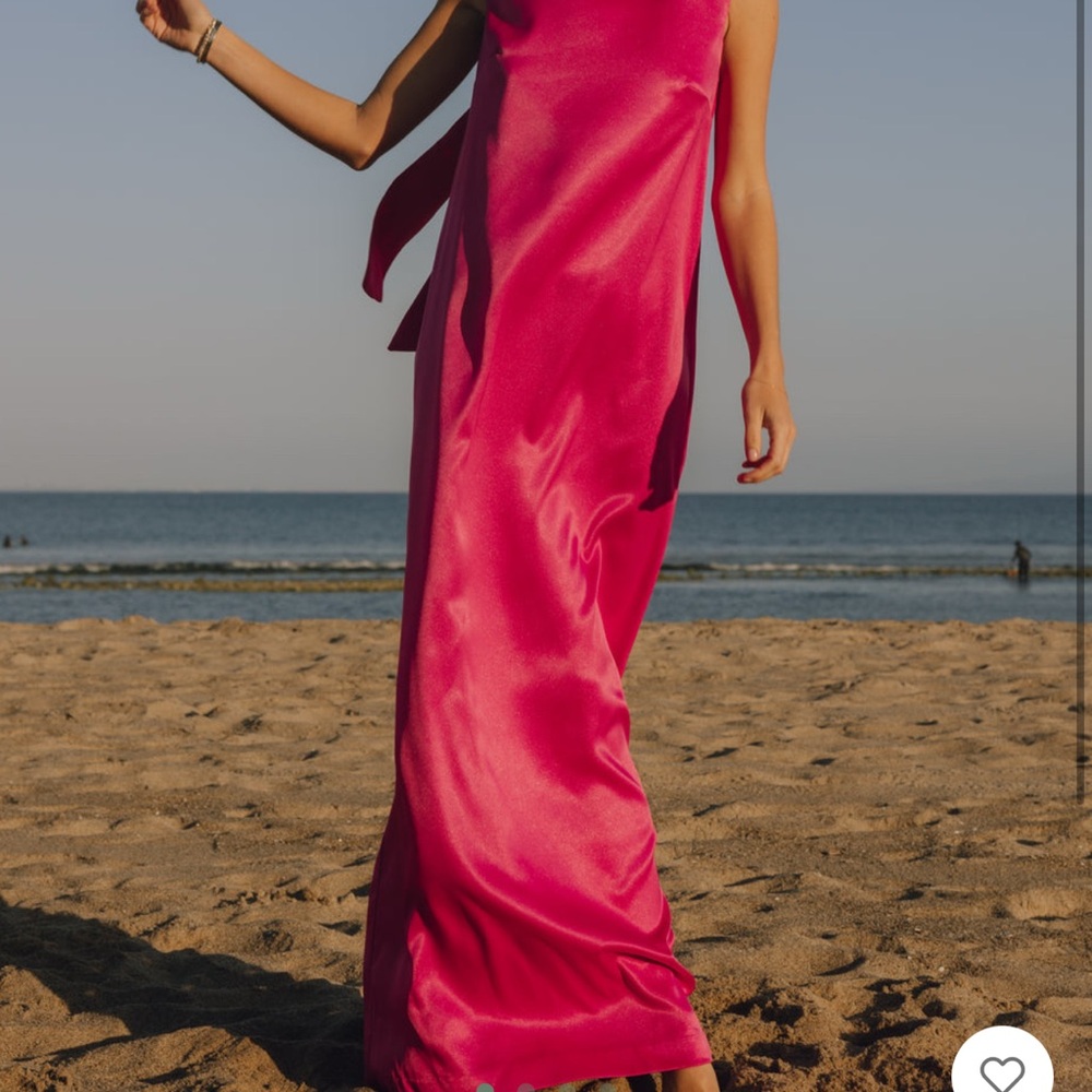 DAILY DRILLS SILKY MAXI DRESS - HOT PINK